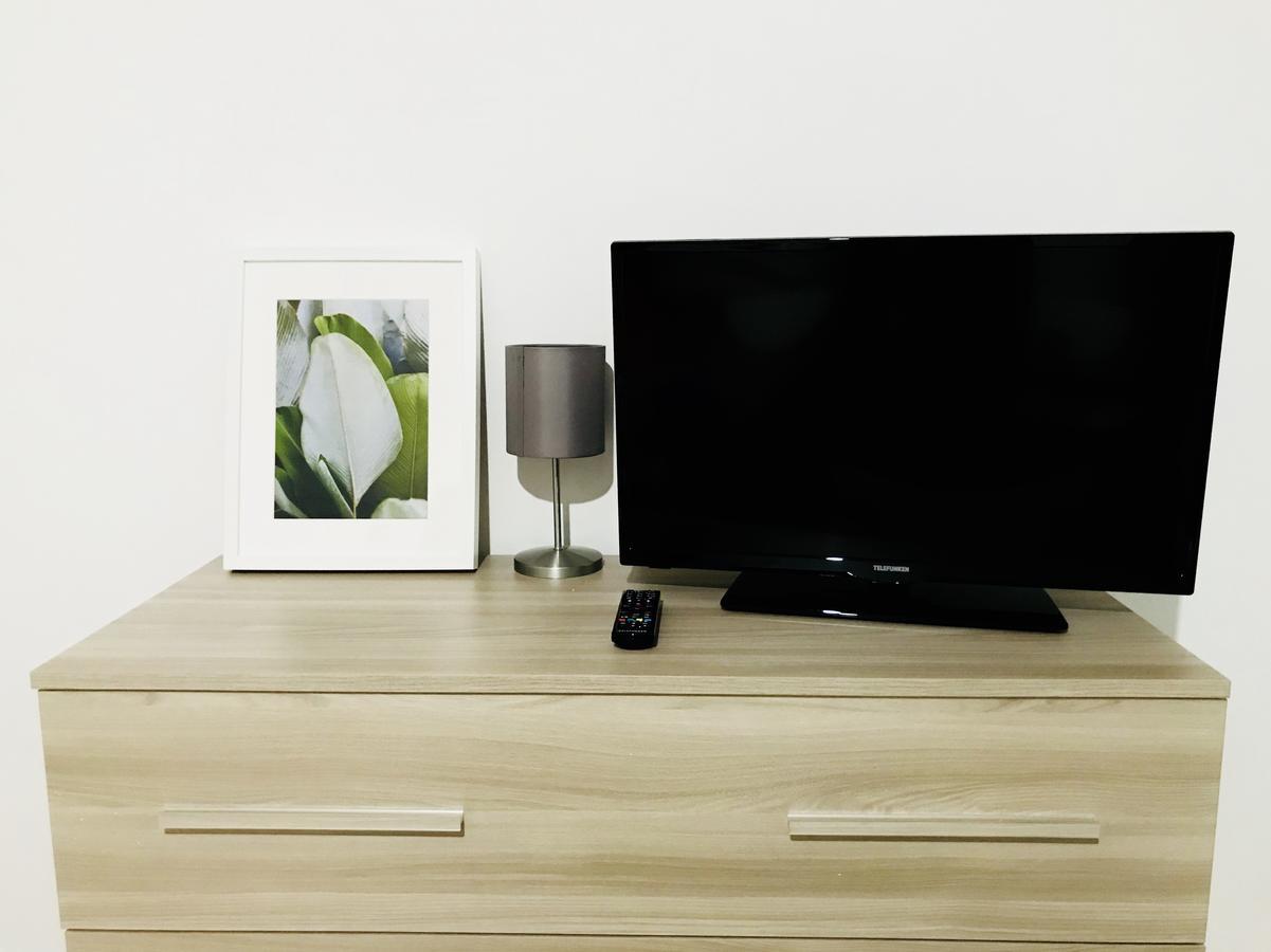 5 Viale Fano Apartment 里米尼 外观 照片